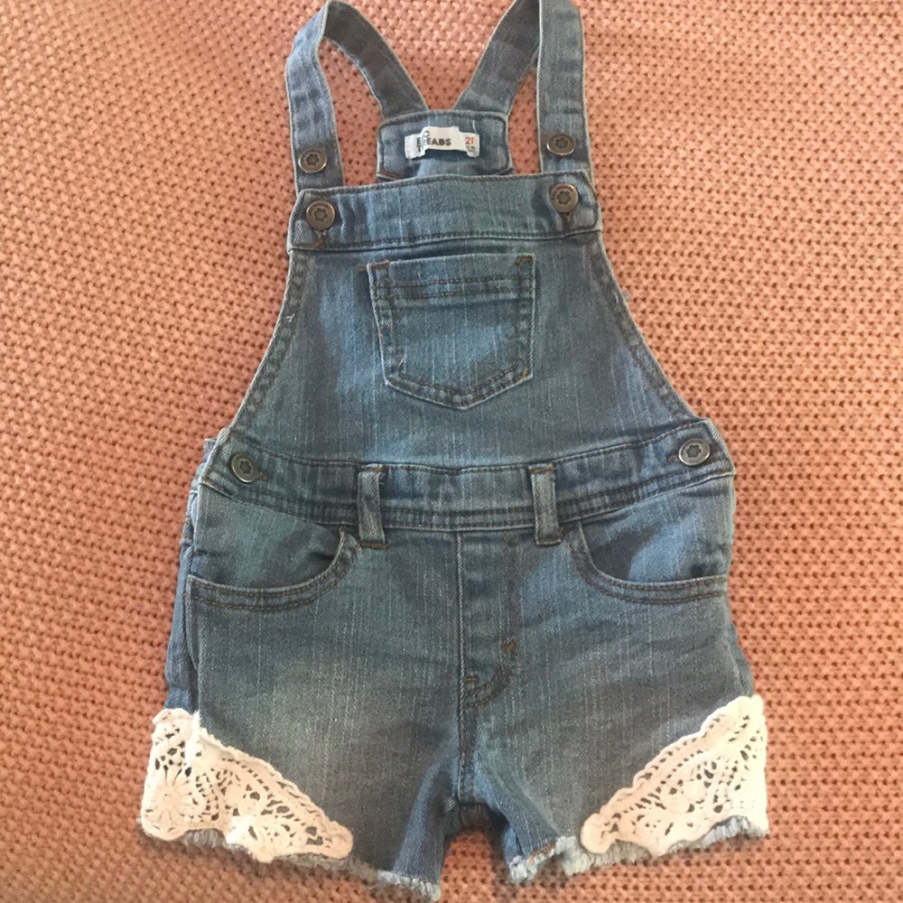 2T girls overalls